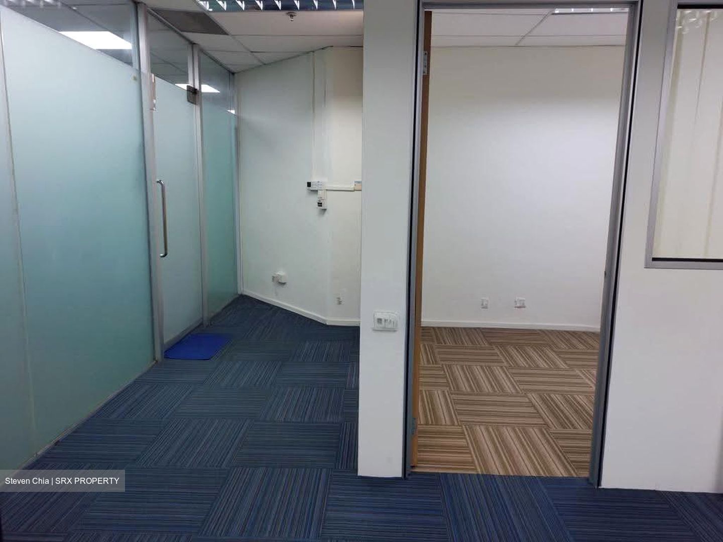 North Bridge Centre (D7), Office #632366151